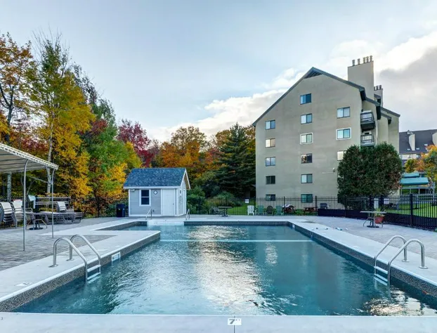 Mountain Green: 2D4 hotel detail image 4