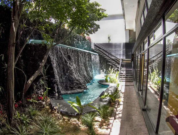 El Diplomatico Hotel hotel detail image 3