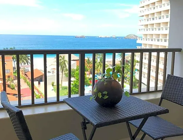 Departamento 523 con playa dentro de Hotel en Ixtapa hotel detail image 2