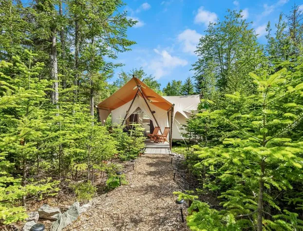 Under Canvas Acadia hotel detail image 1