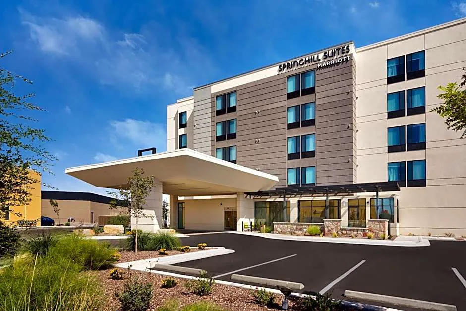 SpringHill Suites by Marriott El Paso Airport hotel hero