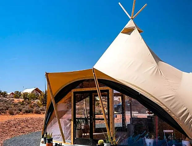 Under Canvas Lake Powell Grand Staircase hotel detail image 2