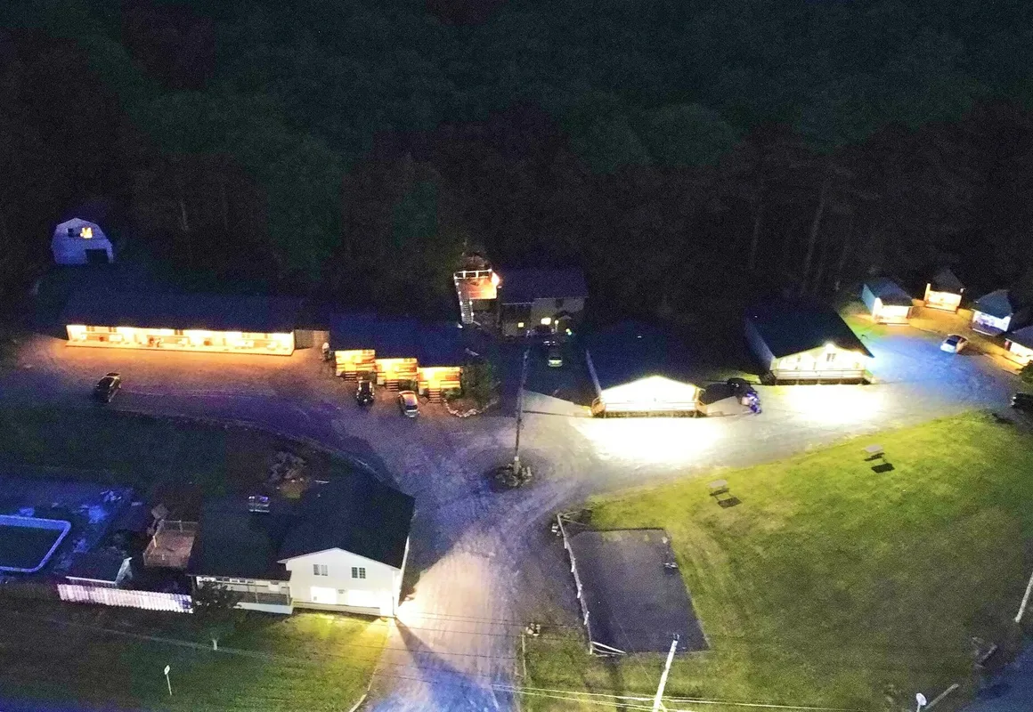 Countryside Inn hotel hero