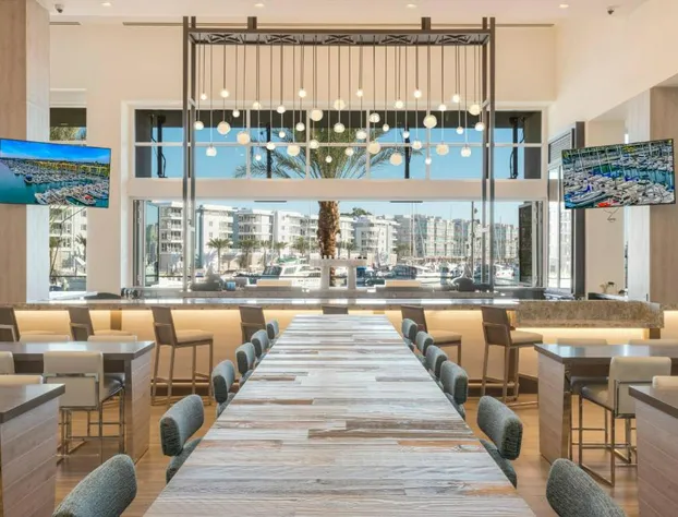 Courtyard by Marriott Marina del Rey hotel detail image 4