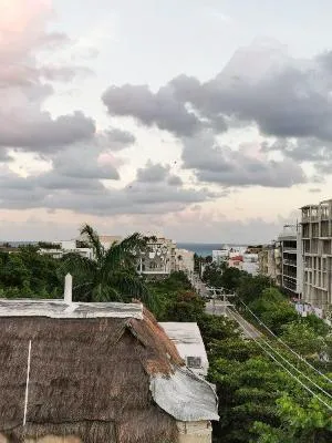 Ocean Front Boutique hotel hero