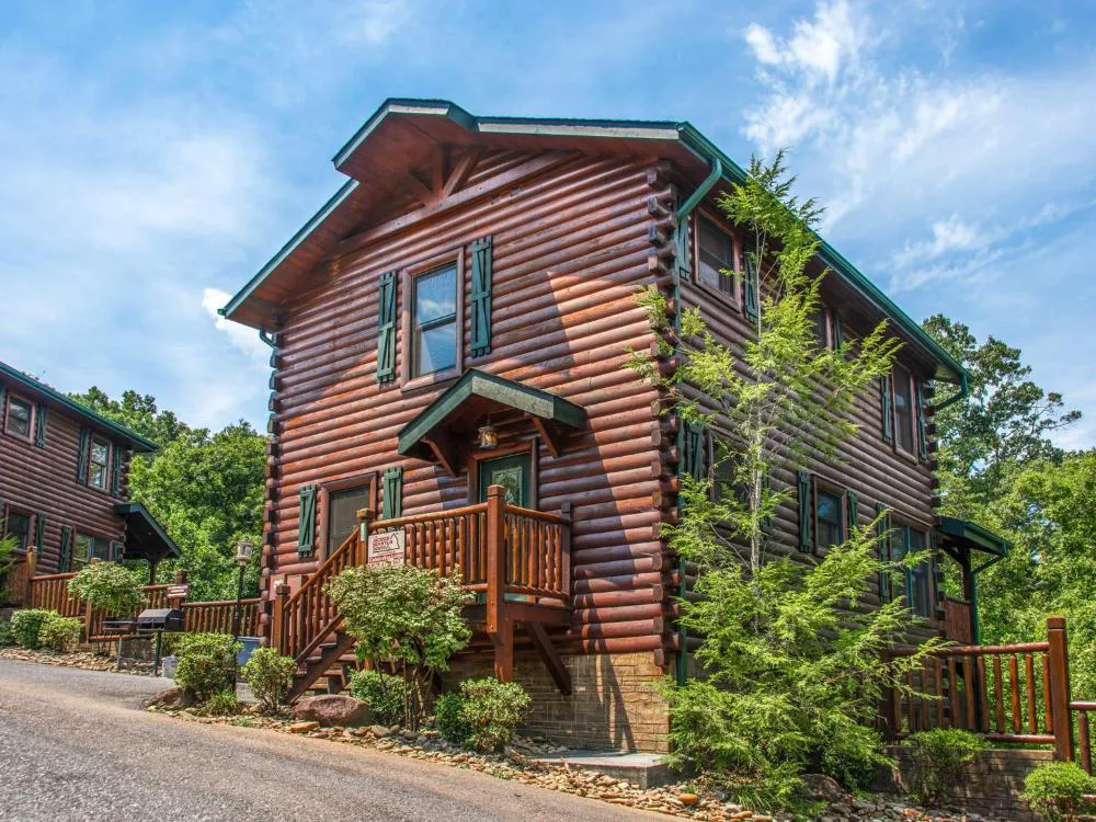 Celebration Lodge 4 Bedrooms, Sleeps 18, Pool Table, Hot Tub hotel hero