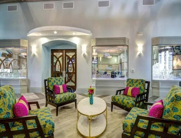 Deluxe Resort Vienna Home next Disney hotel detail image 1