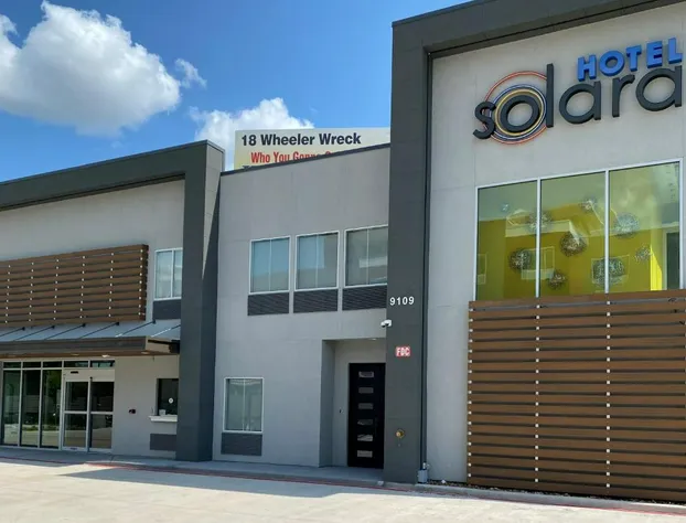 Hotel Solara Hobby Airport hotel detail image 3