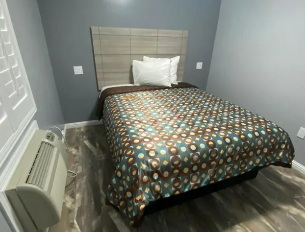 La Perla Motel hotel detail image 1