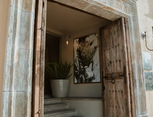 Small Luxury Hotel El Golpe De Vista hotel detail image 2