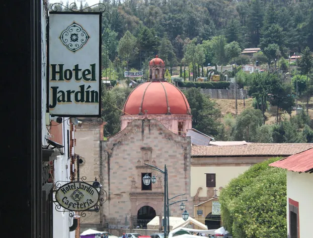 Hotel Jardín hotel detail image 1