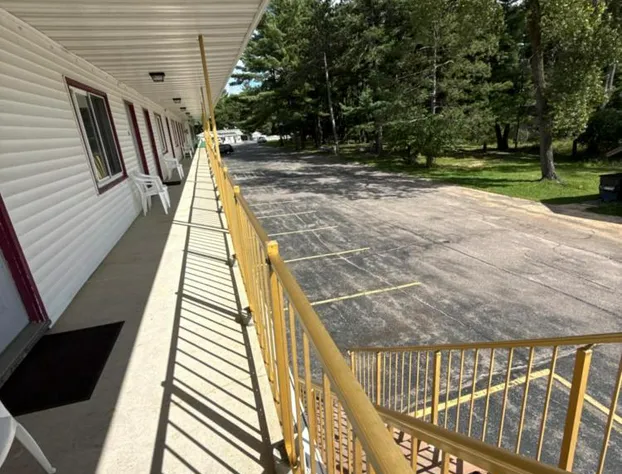 Lake Aire Motel hotel detail image 1