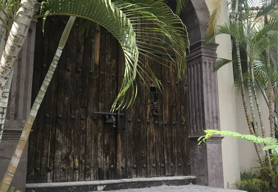 Artes Bed & Breakfast hotel hero