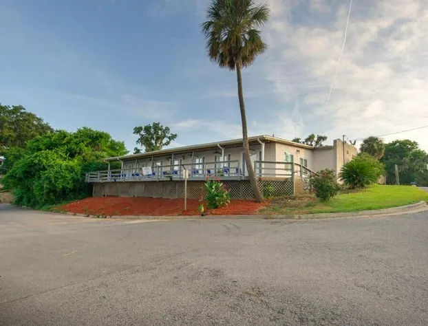 Darien Dockside Inn hotel detail image 1