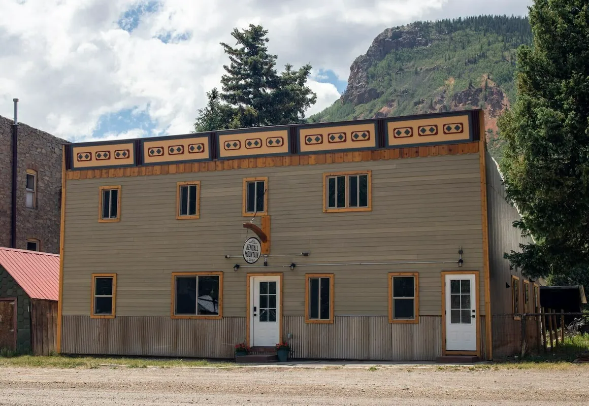 Kendall Mountain Lodge hotel hero