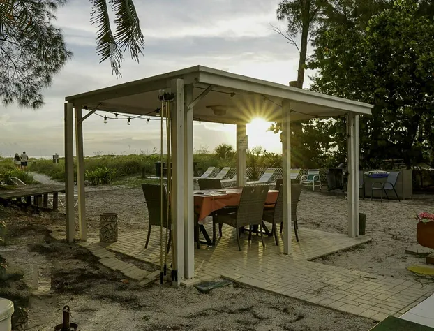 Two Mermaids Resort hotel detail image 4