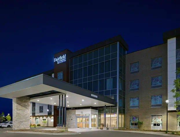 Fairfield Inn & Suites by Marriott Milwaukee Brookfield hotel detail image 2