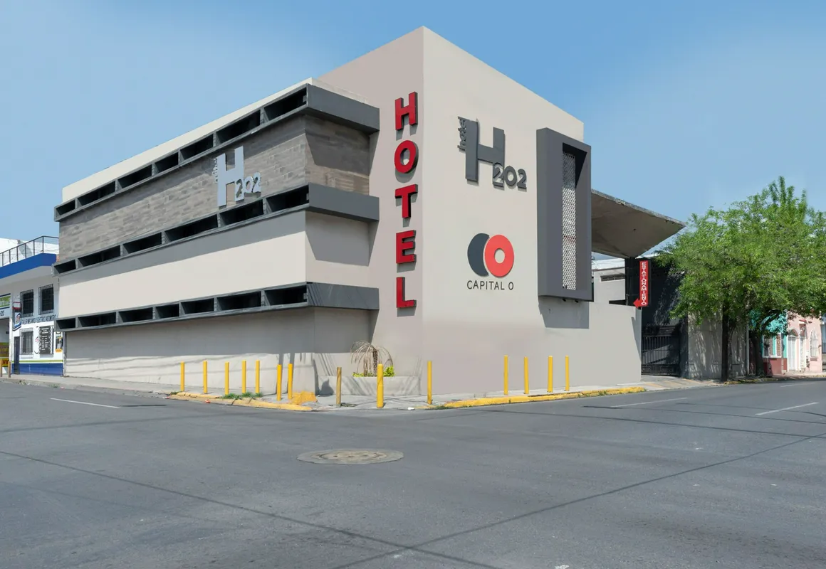 Capital O 202 hotel hero