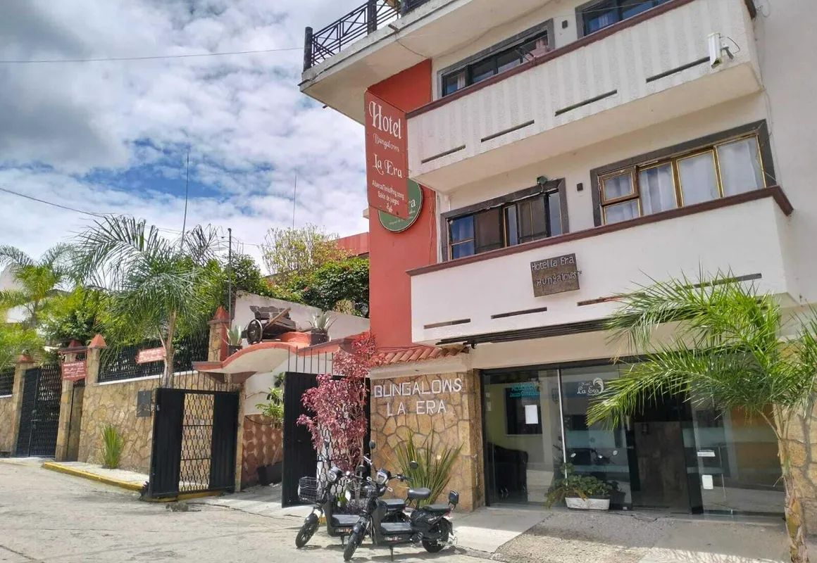 Hotel Bungalows la Era hotel hero