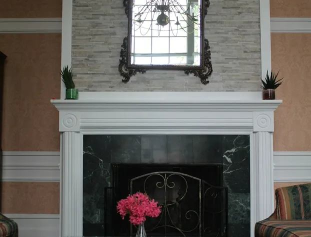 Phoenix Inn Resort hotel detail image 1