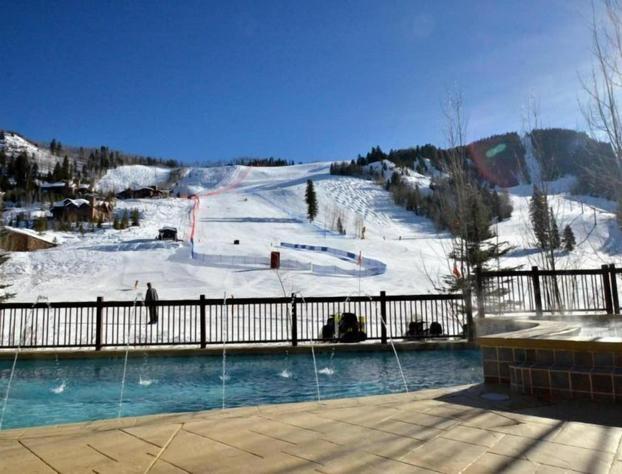 Aspen Ritz-carlton 3 Bedroom Residence - Ski In, Ski-out hotel detail image 2