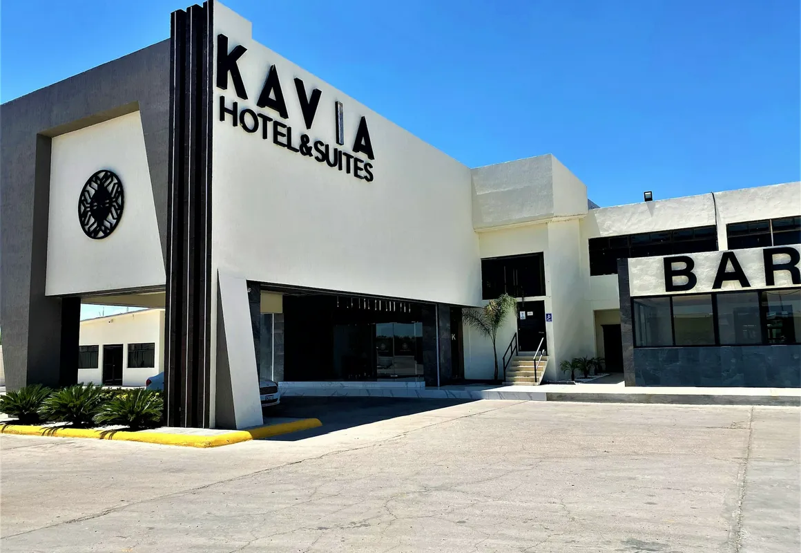 Kavia Meoqui Hotel & Suites hotel hero
