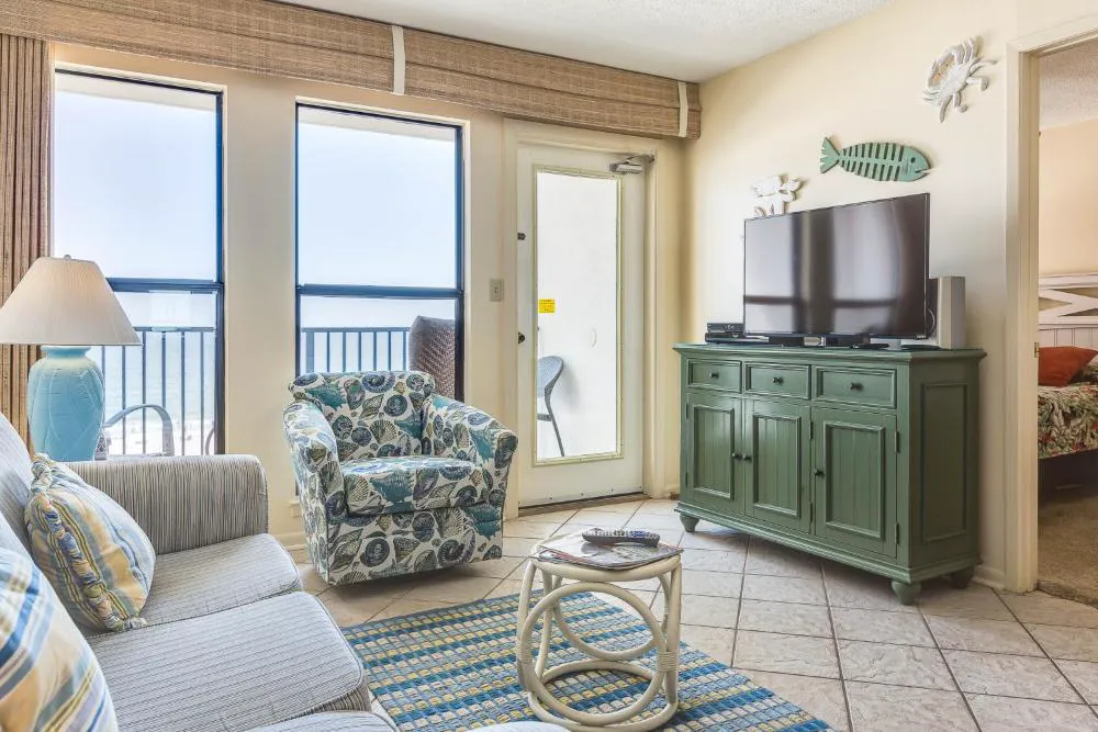 Island Winds West by ALBVR hotel hero