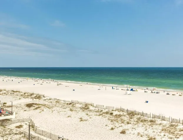 Island Winds West by ALBVR hotel detail image 2