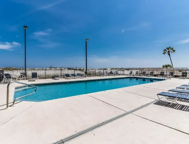 Island Winds West by ALBVR hotel detail image 3