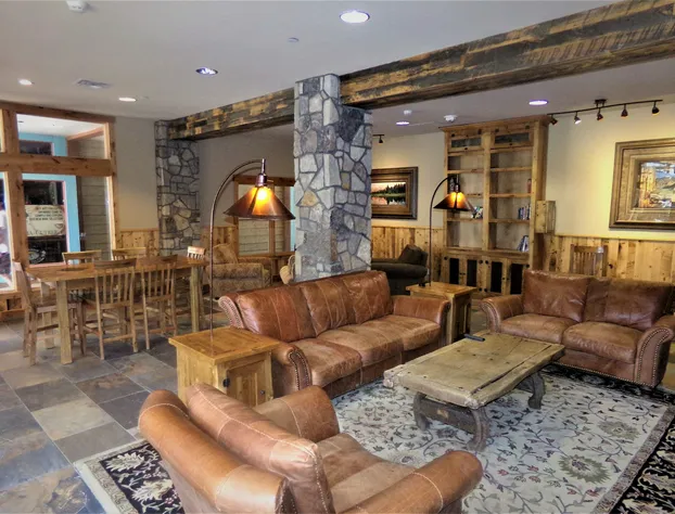 BBCS Black Bear Lodge Deluxe 2Bed 2Bath hotel detail image 2