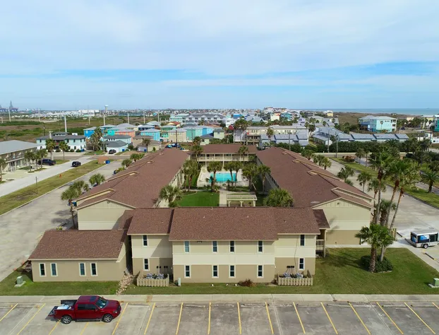 Courtyard #226 1 Bedroom Condo By Redawning hotel detail image 3