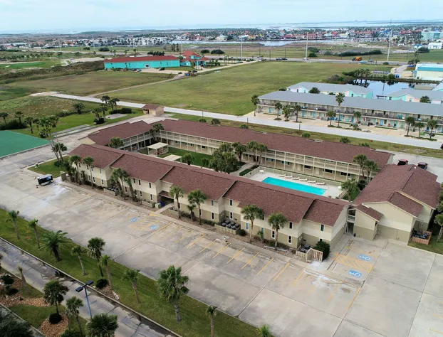 Courtyard #210 1 Bedroom Condo By Redawning hotel detail image 1