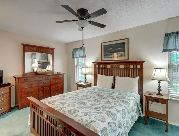 Courtyard #210 1 Bedroom Condo By Redawning hotel detail image 2