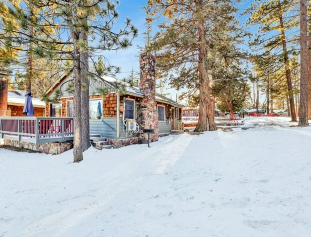 Lakeside #109 hotel detail image 1