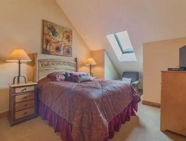 8906_The_Springs hotel detail image 2