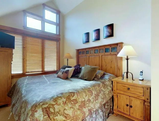 8906_The_Springs hotel detail image 4