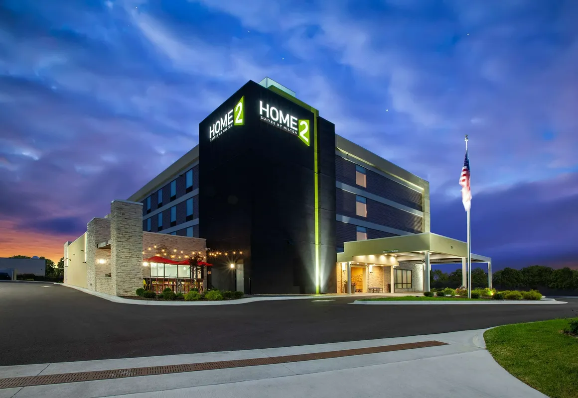 Home2 Suites by Hilton Lewisburg hotel hero