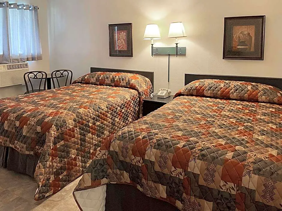 Rodeway Inn hotel hero