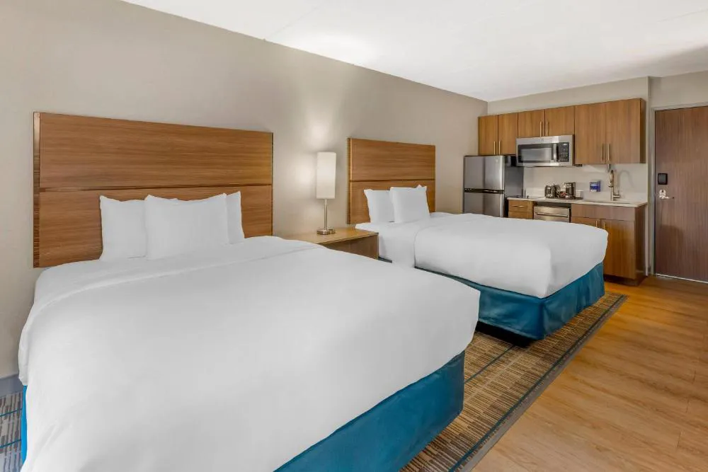 MainStay Suites Oak Brook Terrace-Chicago hotel hero