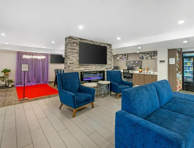 MainStay Suites Oak Brook Terrace-Chicago hotel detail image 2