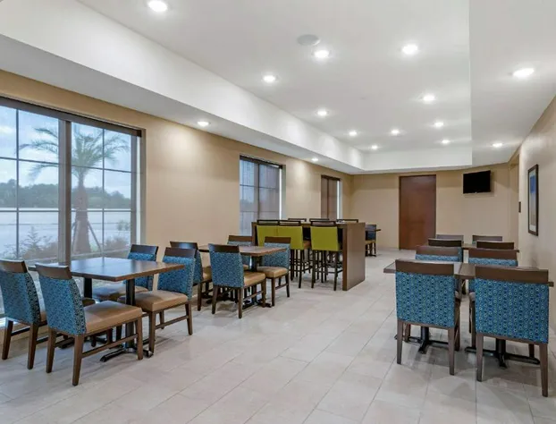 Comfort Inn & Suites Waller hotel detail image 3
