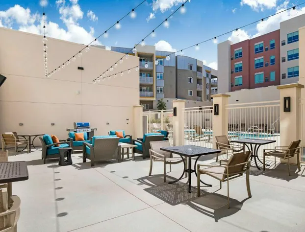 Hyatt House LA - University Medical Center hotel detail image 3