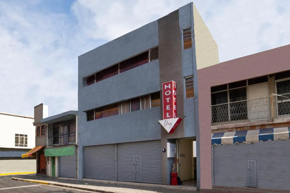 Capital O Hotel Diez hotel hero