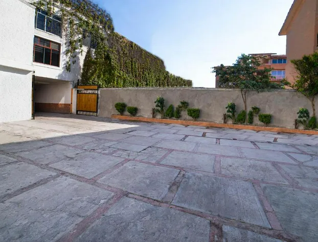 Capital O Hotel Diez hotel detail image 1