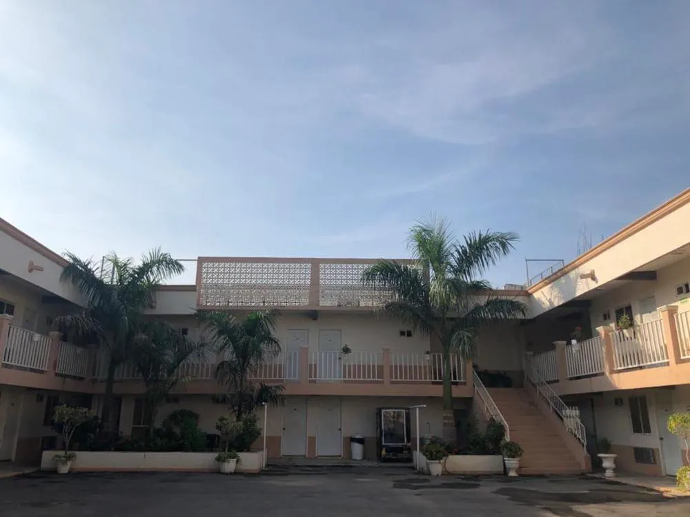 Hotel Nuevo Santander hotel hero