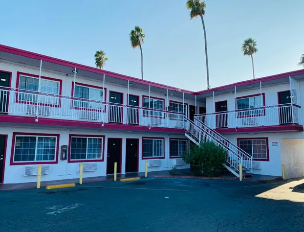 Casa Valentine Inn - Los Angeles hotel detail image 2