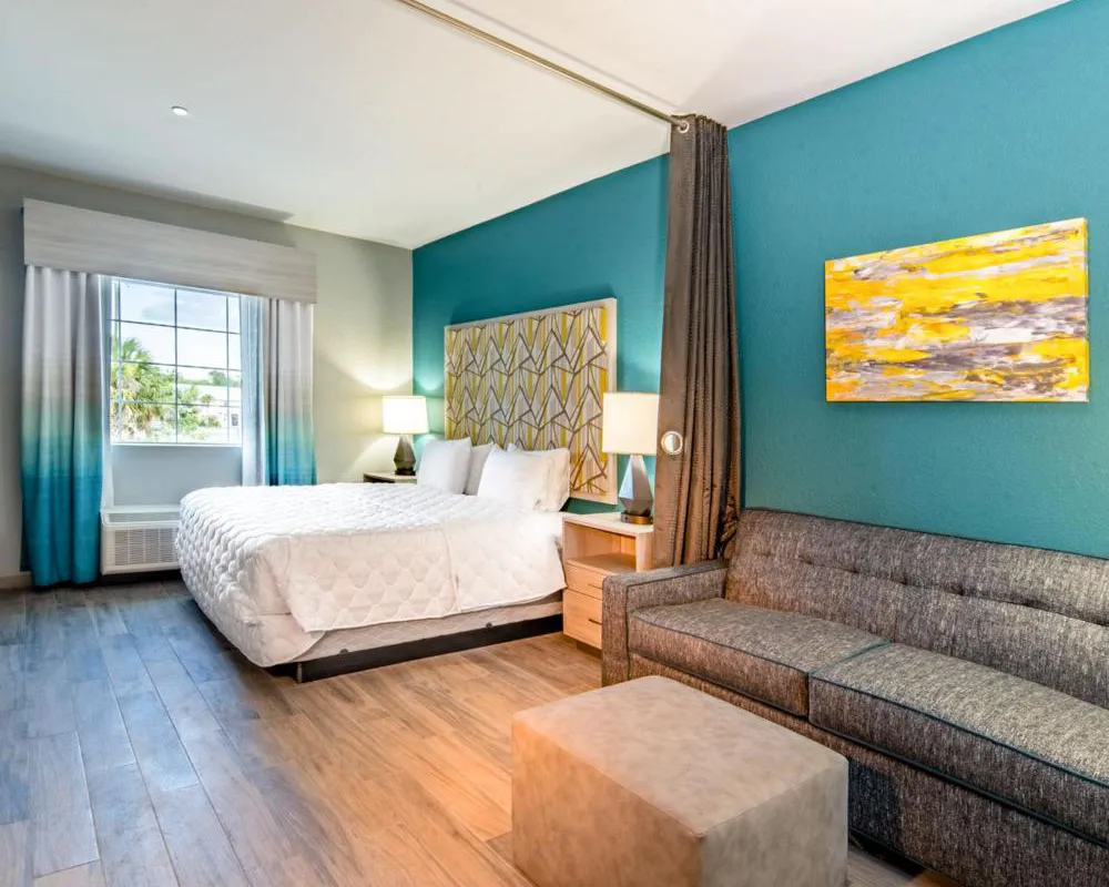 Everglades Adventures Hotel Suites by Ivey House hotel hero