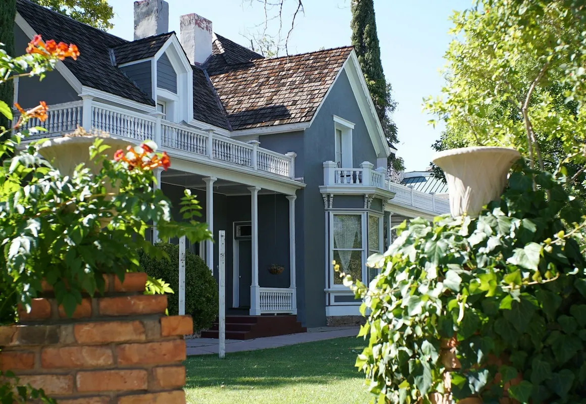 The Mulberry Inn hotel hero