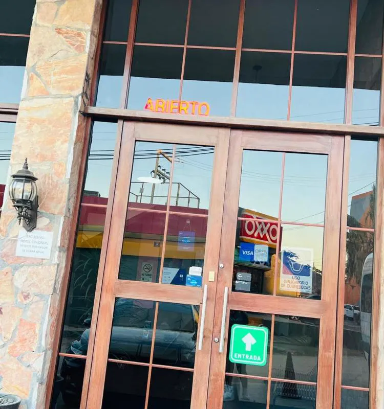 Hotel Colonos Los Cabos hotel hero