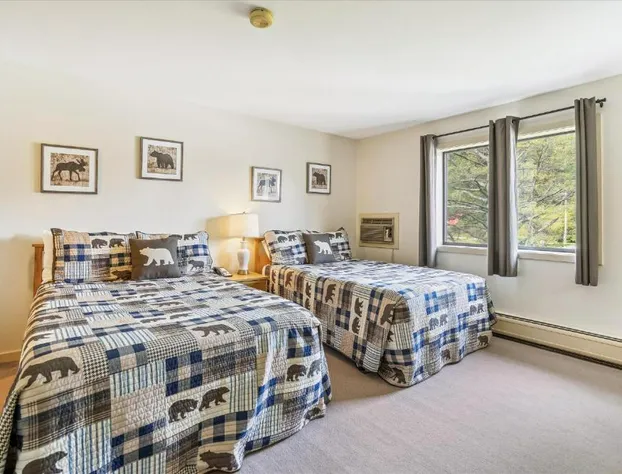 Cedarbrook Hotel Room 2 Doubles 119 hotel detail image 2